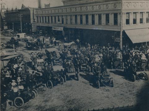 Cars in Nappanee