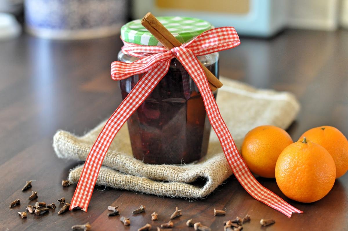 spiced holiday jam